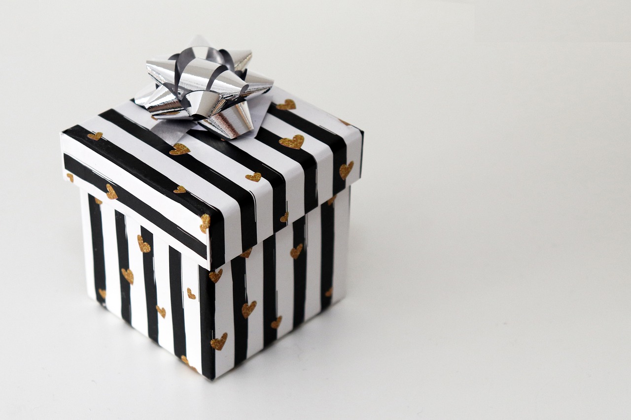 gift, christmas, gift packaging, white, black, happy birthday, stripes, nicholas, christmas gift, birthday present, surprise, package, packaging, silver, give, give away, christmas wallpaper, gift, gift, gift, gift, gift